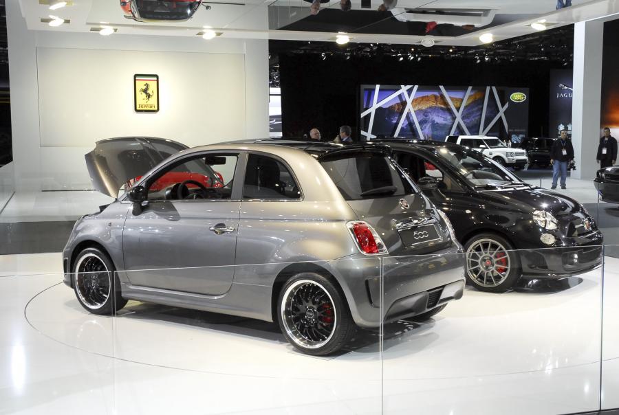  Fiat 500 BEV 2010 года  (фото 24 из 26)